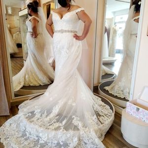 Wedding dress